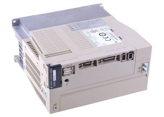 Impulsión sin cepillo 200V del motor servo de la CA de SGDS-08A12A 230v al paquete servo Yaskawa