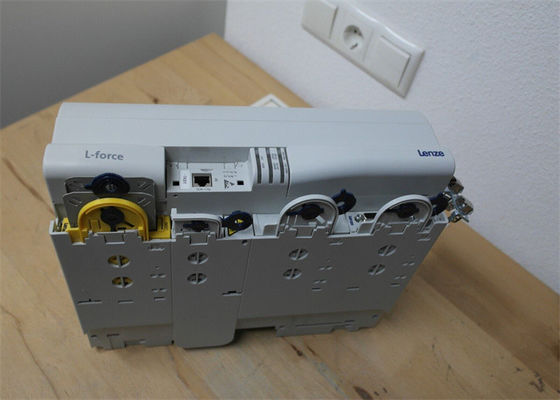 El SERVO variable del inversor de la frecuencia de Lenze E94AMHE0244 CONDUCE 9400 SERIES 325/565/705 V DC 11.5-22 kilovoltios
