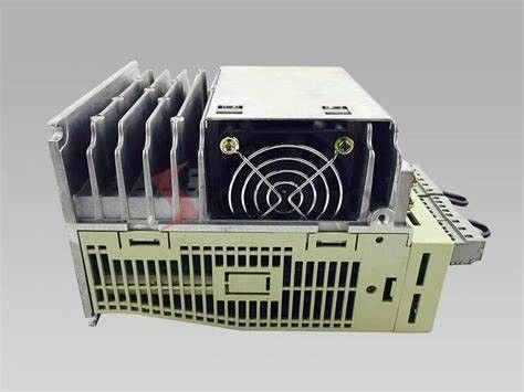 El motor servo de la CA de SGDM-15DN conduce Yaskawa PUNTO Servopack de 0,5 amperios 32