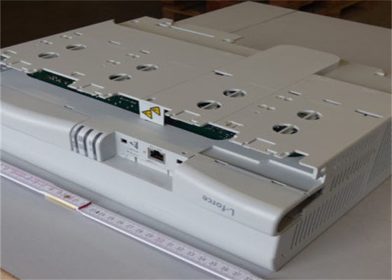 Lenze E94AMHE0174 Servo Drive 9400 Multi Highline 7.5 Kw 16,5 A. El motor de la línea de trabajo es el motor de la línea de trabajo.