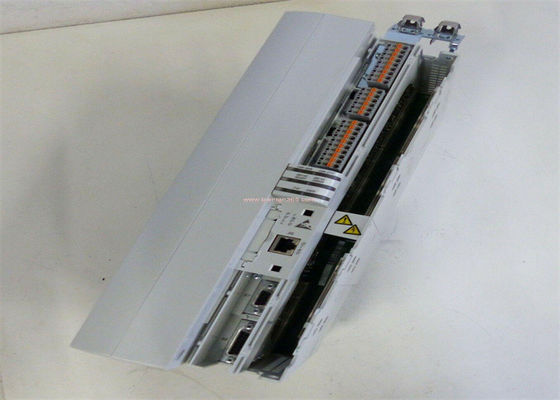 Lenze E94AMHE0174 Servo Drive 9400 Multi Highline 7.5 Kw 16,5 A. El motor de la línea de trabajo es el motor de la línea de trabajo.