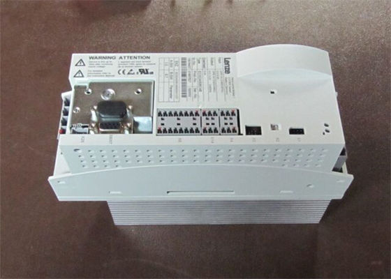 El módulo de impulsión servo de Lenze ECSCA008C4B entrada la energía 2PE 675V de DC 0 - 565 V/