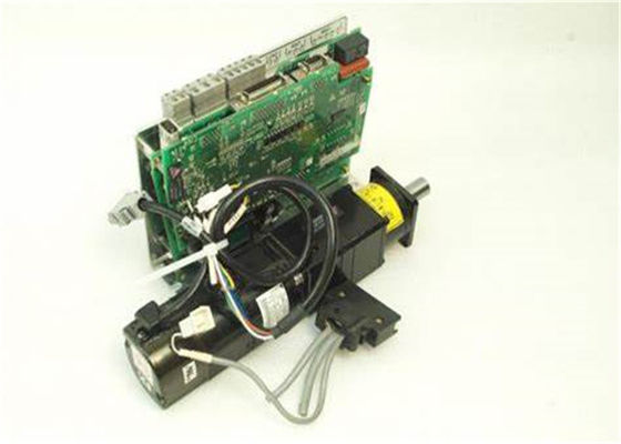 El servo de SGDJ-02BP Ndustrial conduce el paquete servo Yaskawa 0.2kw 50HZ 60HZ