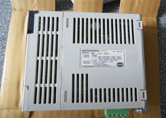 El servo industrial de la CA de Mitsubishi conduce el amplificador servo de MR-J2S-20A NUEVO