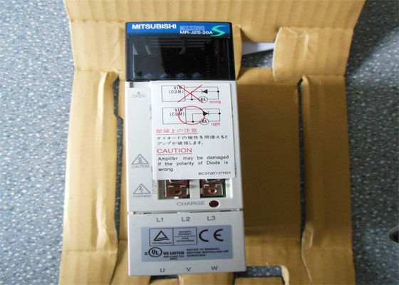 El servo industrial de la CA de Mitsubishi conduce el amplificador servo de MR-J2S-20A NUEVO