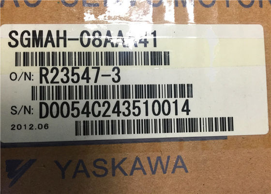 Yaskawa AC Industrial SGMAH-08AAA41 750W 200V 3000RPM NUEVO