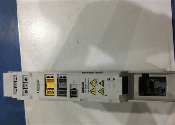 El INVERSOR del DOBLE de Lenze E70ACMSE0104SA2ETR ENTRÓ VOLTAJE 565 VDC