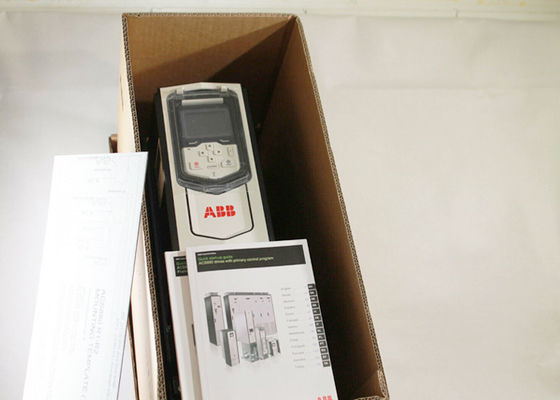 Impulsión 3AUA0000135128 del inversor 5.2A de la frecuencia ACS880-01-05A2-5+B056+E200