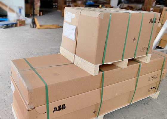 Impulsiones de la CA de la baja tensión del inversor 3AUA0000108034 de la frecuencia ACS880-01-293A-3