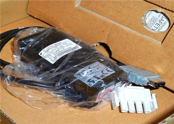 MOTOR SERVO 100W 0.91A los 0.318N.m de la CA SGMAH-01AAA21 de la sigma II de YASKAWA SGMAH