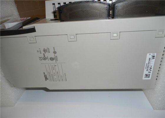 Peso 10 /2/ de la CPU 2.00lbs del PLC de 140CPU65260 Modicon Quantum 4 ranuras