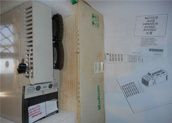 Peso 10 /2/ de la CPU 2.00lbs del PLC de 140CPU65260 Modicon Quantum 4 ranuras