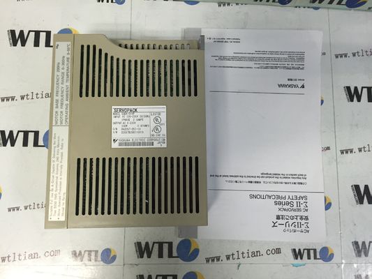 Yasakawa SGDA-01VP   La impulsión 100W 0.13HP del motor servo de la CA valoró capacidad