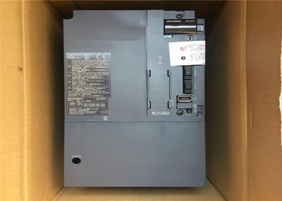 Series trifásica del VAC J3 del amplificador servo de la CA de MR-J3-700B Mitsubishi 200