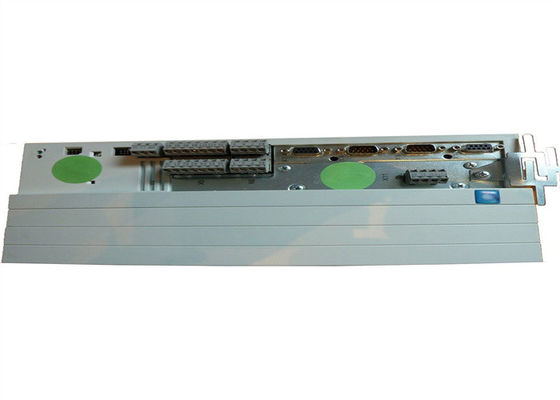 REGULADOR SERVO de Lenze EVS9326-EIV004 9300 SERIES kilovatio de 400/480 VAC 11 (14,75 HP)
