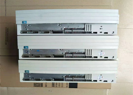 REGULADOR SERVO de Lenze EVS9326-EP 9300 SERIES kilovatio de 400/480 VAC 11 (14,75 HP)