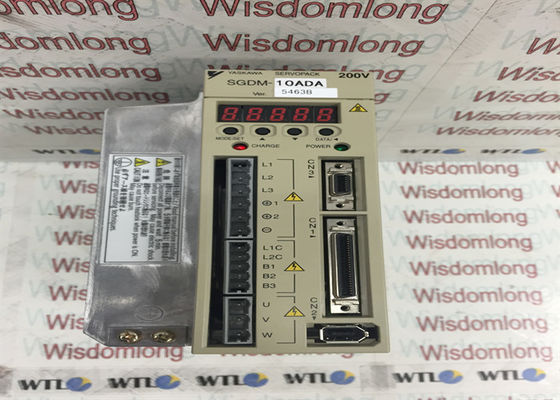 Yasakawa SGDM-10 ADA Ac Servo Motor Drive ENTRÓ: 7 A 200-230 VAC 50/60 HERZIOS