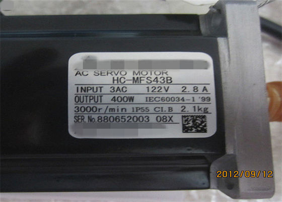 Motor servo HC-MF13D-S15 de la CA de la velocidad 3000rpm de Mitsubishi Electric 100W NUEVO en existencia