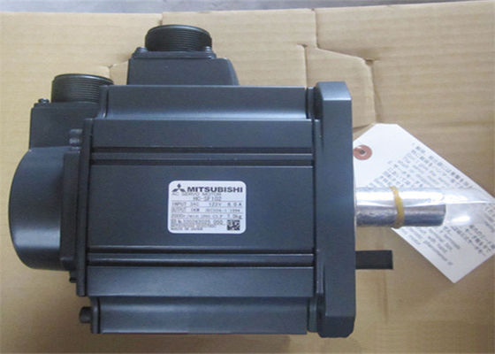 Motor servo HC-SFS102K-S4 2000min/r, 1KW del control industrial de la CA de MITSUBISHI