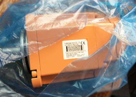 Motor de CA de la putrefacción de 3HAC033207-001 AXIS 4 con las piezas de los robots del piñón IRB6660