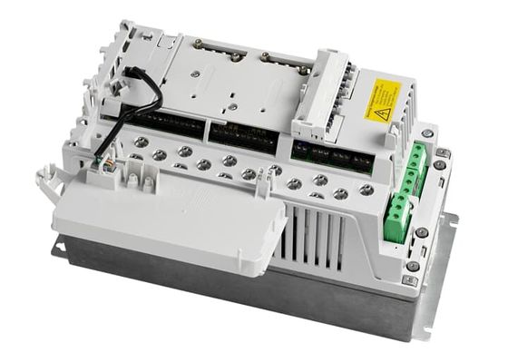 ABB ACS800-01-0006-3+P901 4kW 10,9Al número de fases es el tamaño R2 de capítulo 3