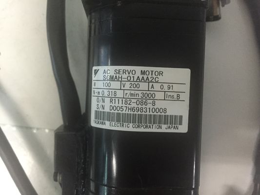 Motor servo 220V 3000r/min 0.91A de la CA de Yaskawa del motor servo de la CA de SGMAH-01AAA2C