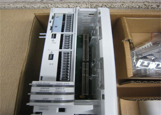 El SERVO de Lenze E94ACHE0004 CONDUCE el inversor variable de la frecuencia de 9400 1,5 kilovatios