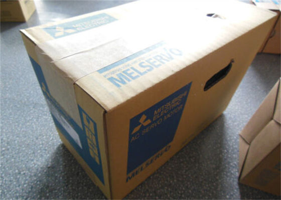 HC-SFS902 motor servo industrial Mitsubishi 2000rpm 9KW
