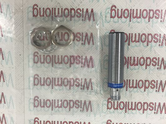 Sensores de proximidad inductivos XS618B1PAM12 XS, sensor inductivo XS6 M18 L74mm Sn8mm de cobre amarillo