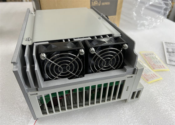 Impulsión serva 350A de la CA del amplificador MR-J2S-350B4 de Mitsubishi Electric 3.5KW MR-J2S trifásica