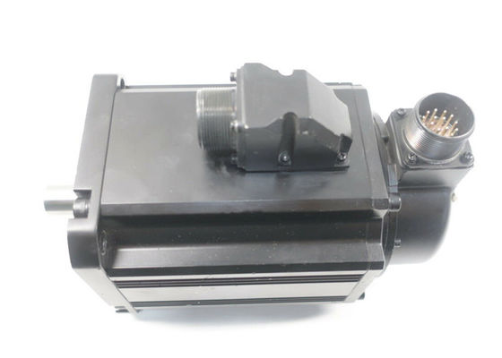 3HAWC116593 Robots Repuestos Servo motor industrial para el IRT501 En caja