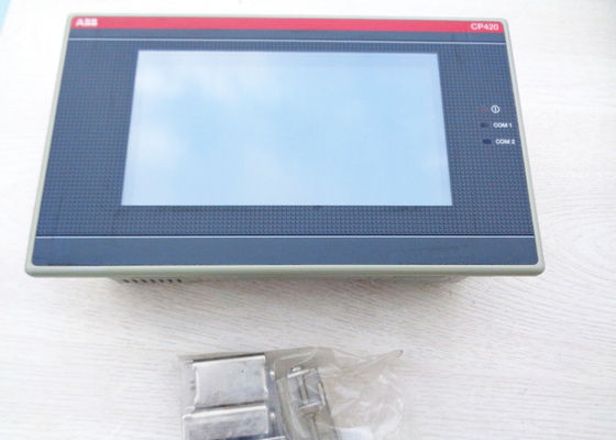Dispositivos de la automatización CP400 del PLC del panel de control de la pantalla táctil de CP420B 1SBP260182R1001