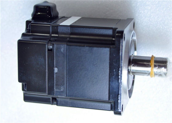 MOTOR SERVO 200W 1.9A los 0.637N.m de la CA SGMAS-02ACA21 de la sigma II de YASKAWA SGMAH