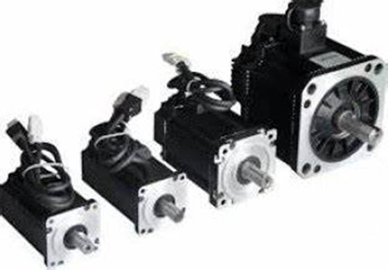 La CA de OMRON R88M-G20030H-Z viaja en automóvili 3000 el cable de la RPM 200VAC 200W con el conector