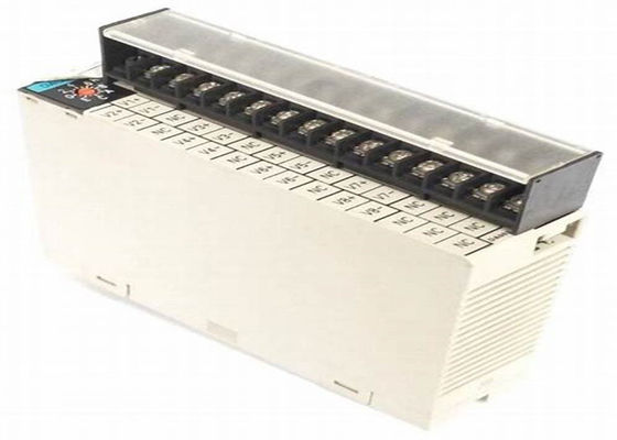 Omron C200H-DA003 HIZO SALIR V HECHO SALIR 8X 1-5 V del ANÁLOGO -10 A 10 del MÓDULO 8