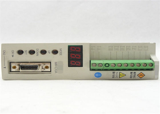 Impulsión industrial SERVA del AMPLIFICADOR MR-C10A 100W 200-230V 50/60Hz 0.85A de la CA de MITSUBISHI NUEVA