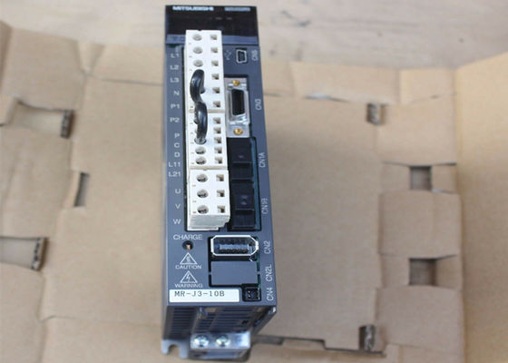 Amplificador servo industrial 100W de la impulsión de la CA de la serie MR-J3-10B de Mitsubishi Electric MELSERVO MR-J3