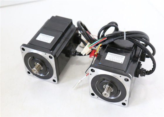 MOTOR SERVO DE LA CA SGMPH-04A1A-YR11   Motor servo industrial YASKAWA 400W 200V