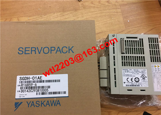 El servo industrial 50/60HZ conduce YASKAWA SGDH-01AE SERVOPACK a estrenar