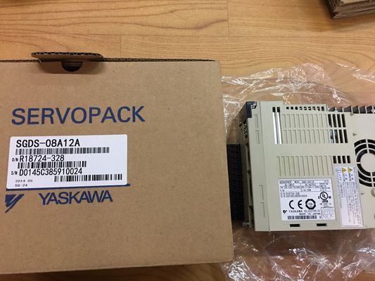 El servo industrial 50/60HZ conduce YASKAWA SGDS-08A12A SERVOPACK a estrenar