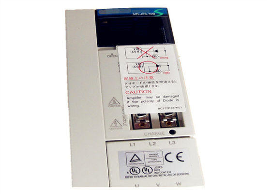 Impulsión SERVA del AMPLIFICADOR 750W 200V MR-J2S-70B de la CA de Mitsubishi Electric NUEVA EN EXISTENCIA