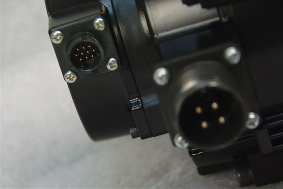 MOTOR SERVO industrial 16.7A 1500RMP de la CA de Yaskawa de la NUEVA ORIGINAL de SGMGV-20ADA21 1Pc