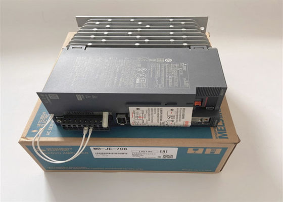 Amplificador servo MR-JE 700W MELSERVO MR-JE de la CA de MR-JE-70B Mitsubishi
