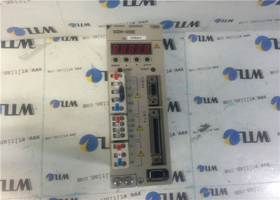 El servo industrial de 50/60HZ SERVOPACK conduce YASKAWA SGDH-A5BE 50W