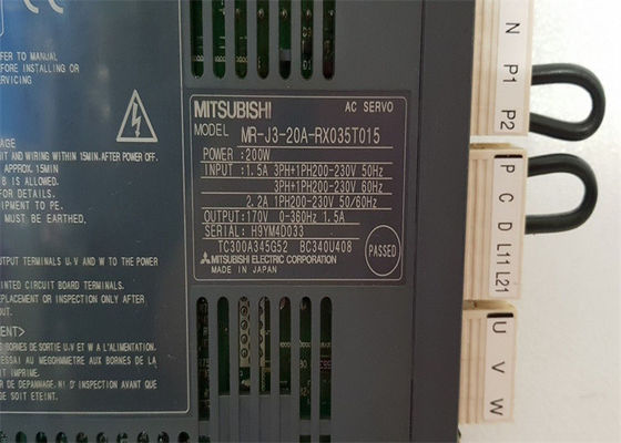 la IMPULSIÓN industrial serva del amplificador 1.5A de la CA de 200W MITSUBISHI MR-J3-20A-RX035T015 hizo salir 170V