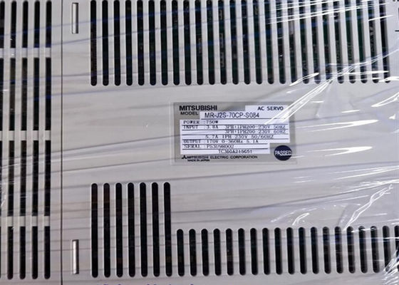 El servo industrial de MR-J2S-70CP-S084 Mitsubishi conduce 3PH 200-230VAC 50/60HZ 750W