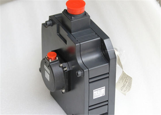Motor servo industrial HC-UF202 3AC 110V 24A 2000R/MIN de Mitsubishi 2.0KW