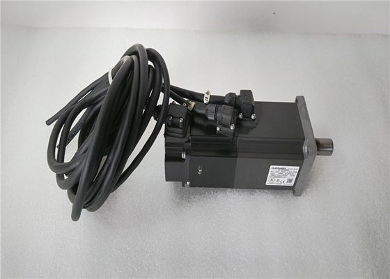 Motor servo industrial HF-KP43BG1 de la máquina de coser de Mitsubishi con el engranaje 400W 102V 3000RPM