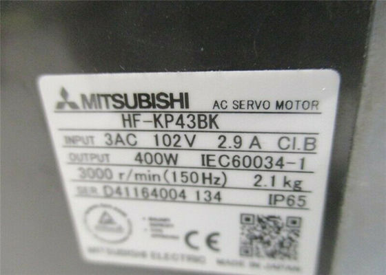 Motor servo industrial HF-KP43BK 400W 102V 3000RPM de la máquina de coser de Mitsubishi nuevo en existencia
