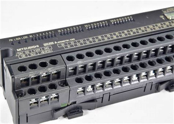 EL MÓDULO REMOTO 32 DE LA ENTRADA-SALIDA DE AJ65SBTB1-32D ENTRA 24 VDC 45 DEL MA UNO DE TIPO DEL ALAMBRE